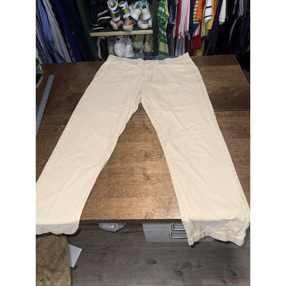 Men's 36x32 Tommy Hilfiger Tailored Fit Khaki chino straight leg pants - Picture 1 of 7